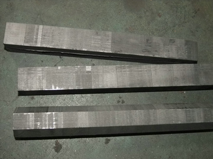 泰州晨虹數(shù)控雙弓砂線切割機(jī)切割的石墨模具