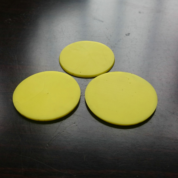 晨虹數(shù)控金剛石線切割機(jī)切割玻璃圓柱片效果