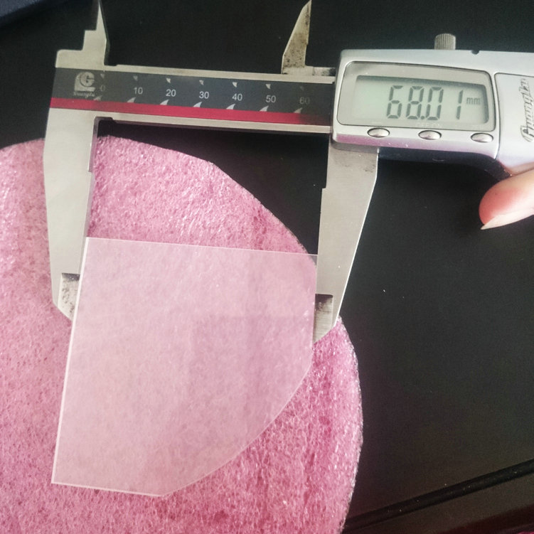 晨虹金剛石線切割機(jī)切割玻璃精度