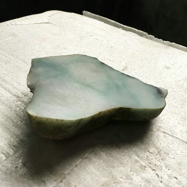 晨虹玉石切割機(jī)，金剛石線切割機(jī)，玉石切割效果