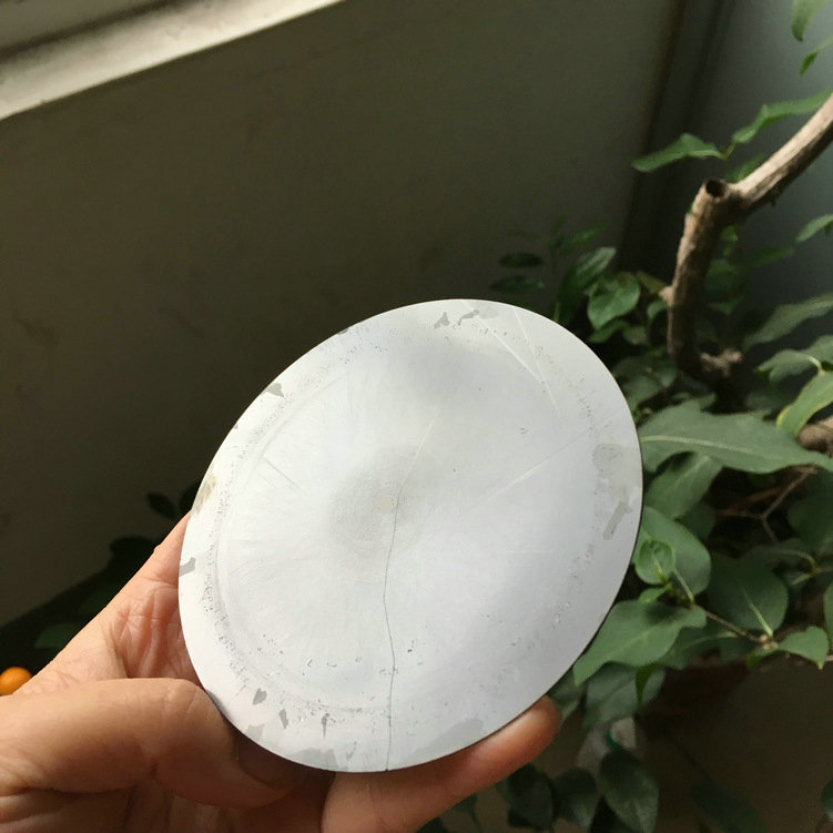 加工實例:泰州晨虹CHSX5620-XW數(shù)控金剛石線雙絲筒機(jī)床切割直徑100mm碳化硅效果